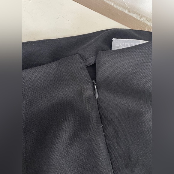 4/25 Black Esprit Mini Skirt - Picture 4 of 8